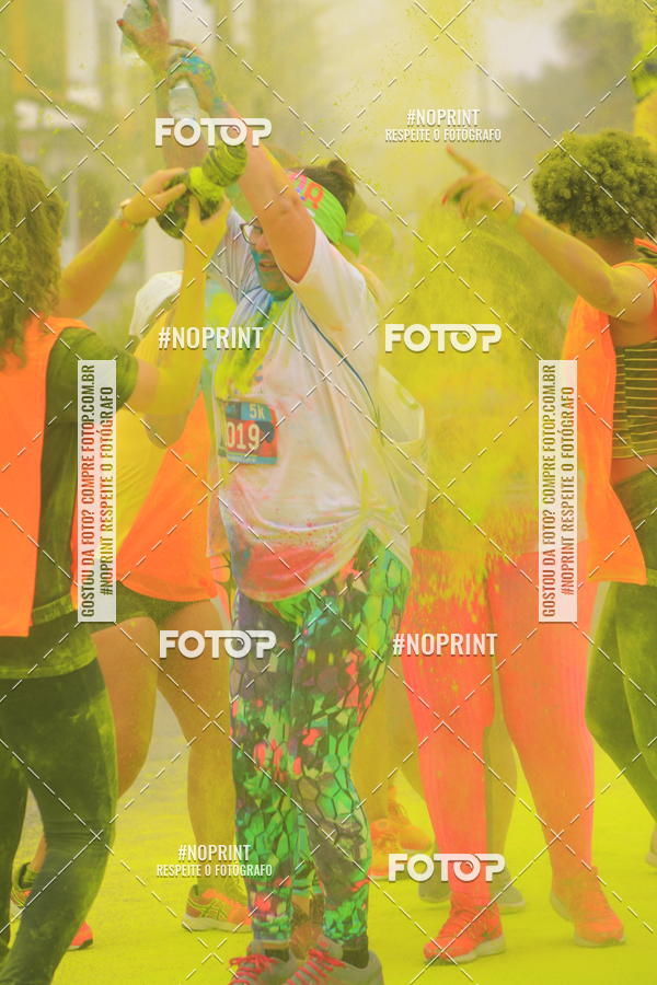 Compra tus fotos del eventoColor Race Brasil - Guaruj En Fotop