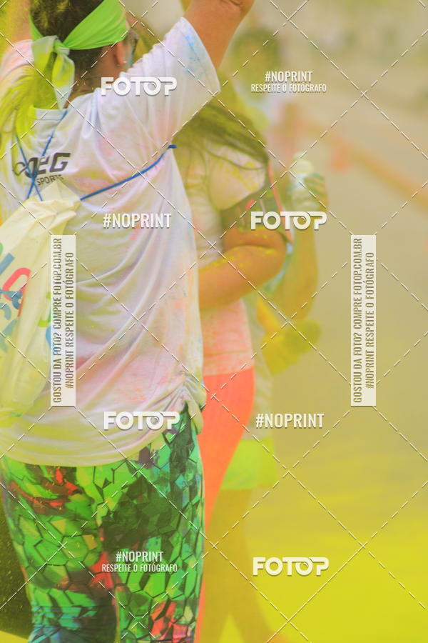 Compra tus fotos del eventoColor Race Brasil - Guaruj En Fotop