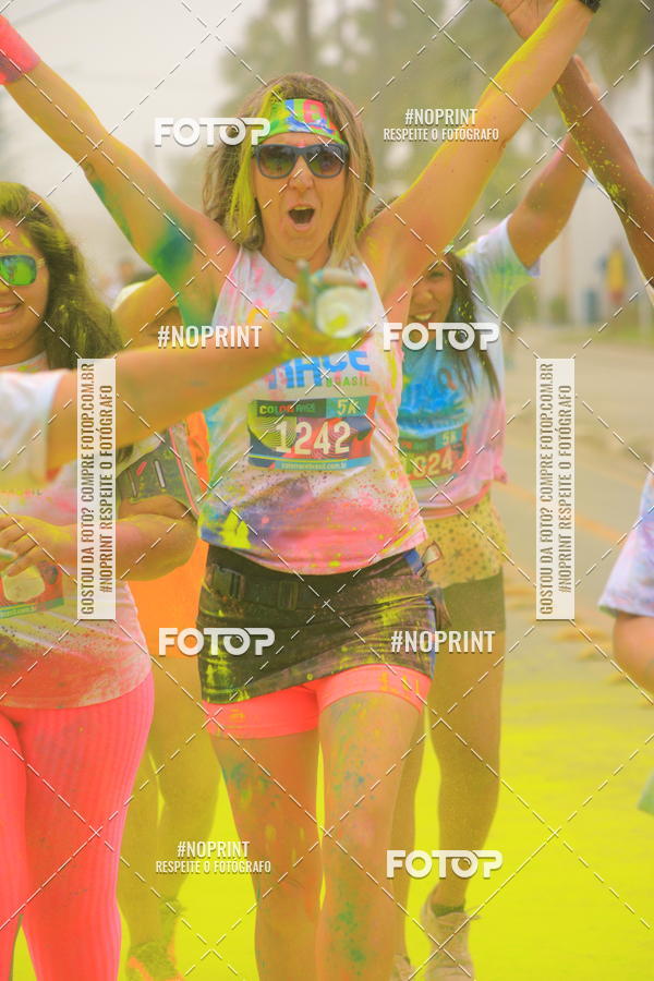 Compra tus fotos del eventoColor Race Brasil - Guaruj En Fotop
