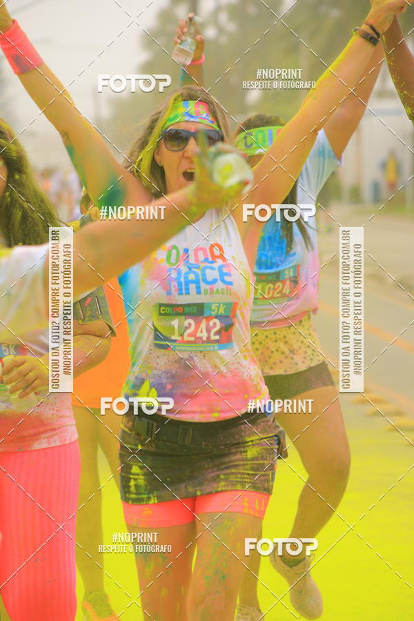 Compra tus fotos del eventoColor Race Brasil - Guaruj En Fotop
