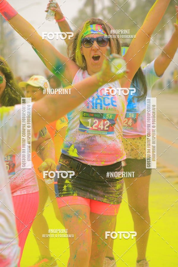 Compra tus fotos del eventoColor Race Brasil - Guaruj En Fotop