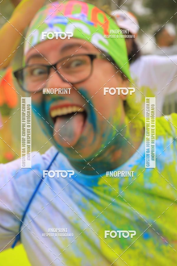 Compra tus fotos del eventoColor Race Brasil - Guaruj En Fotop