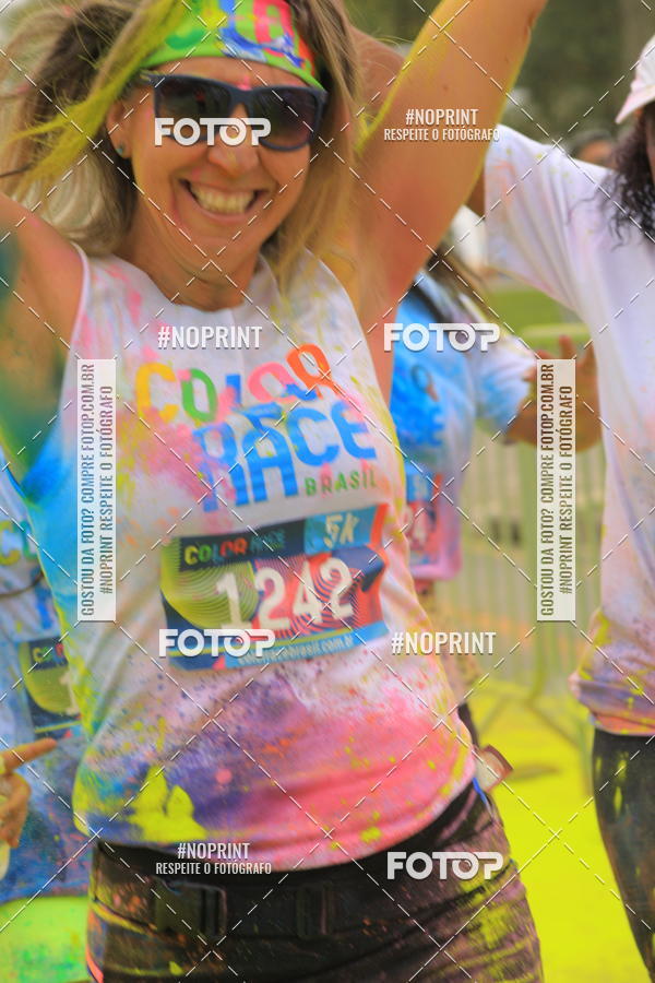 Compre suas fotos do eventoColor Race Brasil - Guaruj no Fotop