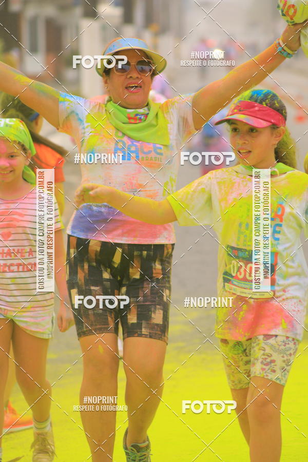 Compra tus fotos del eventoColor Race Brasil - Guaruj En Fotop