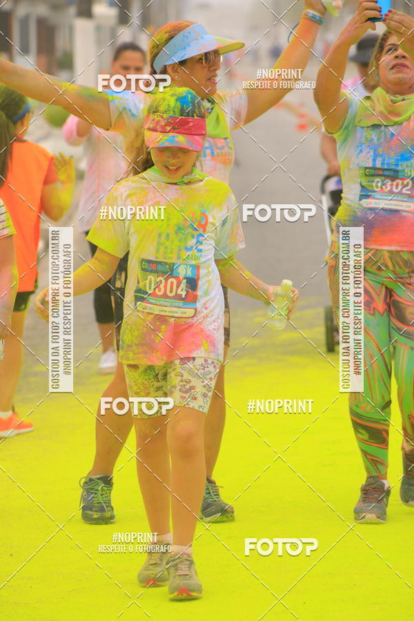 Compra tus fotos del eventoColor Race Brasil - Guaruj En Fotop