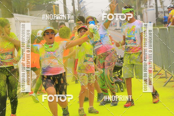 Compra tus fotos del eventoColor Race Brasil - Guaruj En Fotop