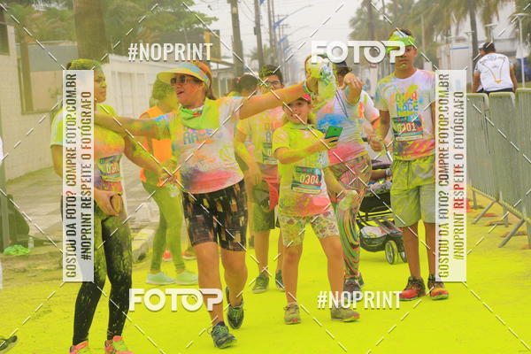 Compra tus fotos del eventoColor Race Brasil - Guaruj En Fotop