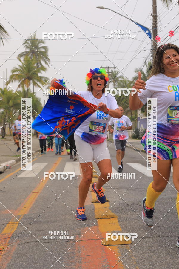 Compra tus fotos del eventoColor Race Brasil - Guaruj En Fotop