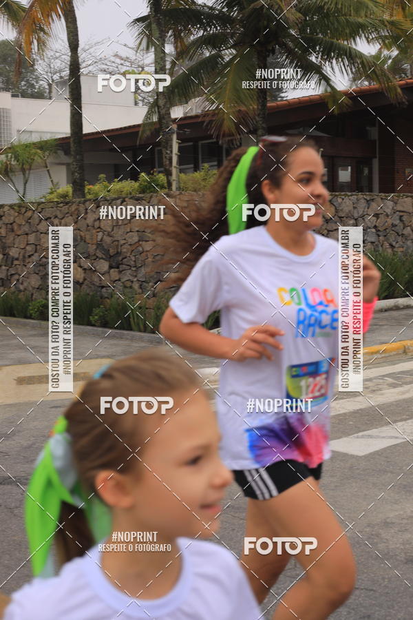 Compra tus fotos del eventoColor Race Brasil - Guaruj En Fotop