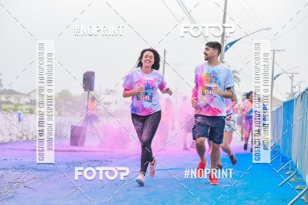 Compra tus fotos del eventoColor Race Brasil - Guaruj En Fotop