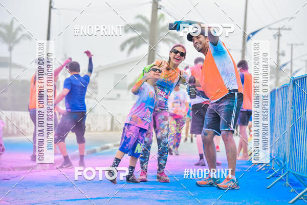Compra tus fotos del eventoColor Race Brasil - Guaruj En Fotop