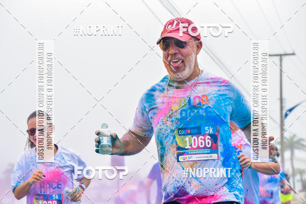 Compra tus fotos del eventoColor Race Brasil - Guaruj En Fotop