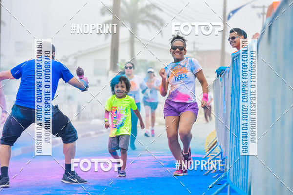 Compra tus fotos del eventoColor Race Brasil - Guaruj En Fotop