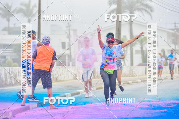 Compra tus fotos del eventoColor Race Brasil - Guaruj En Fotop