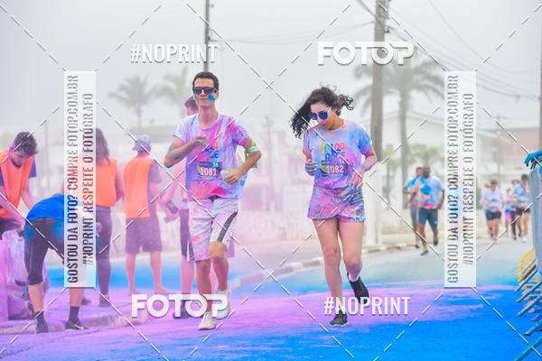 Compra tus fotos del eventoColor Race Brasil - Guaruj En Fotop
