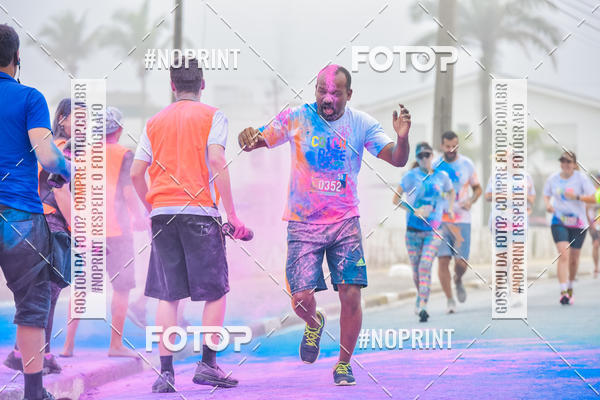 Compra tus fotos del eventoColor Race Brasil - Guaruj En Fotop