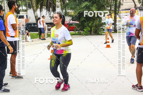 Compra tus fotos del eventoColor Race Brasil - Guaruj En Fotop
