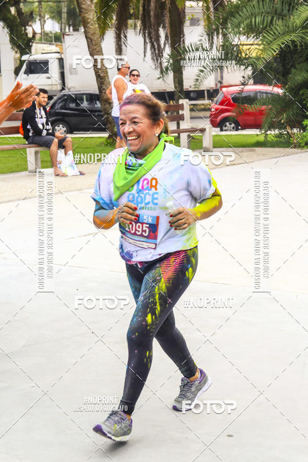 Compra tus fotos del eventoColor Race Brasil - Guaruj En Fotop