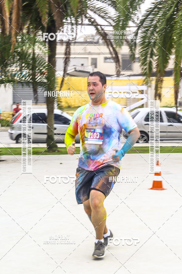 Compre as suas fotos do eventoColor Race Brasil - Guaruj no Fotop