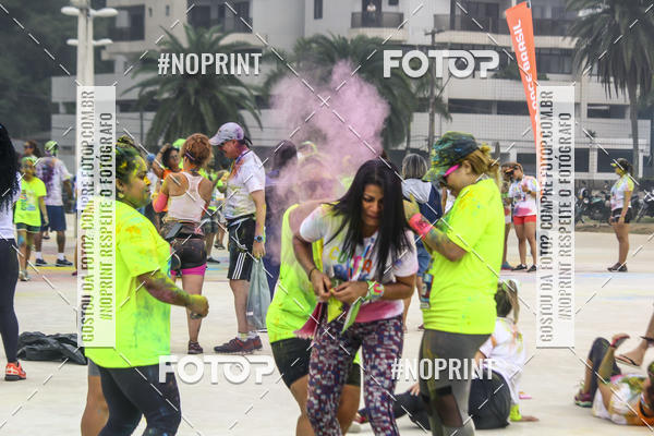 Compra tus fotos del eventoColor Race Brasil - Guaruj En Fotop