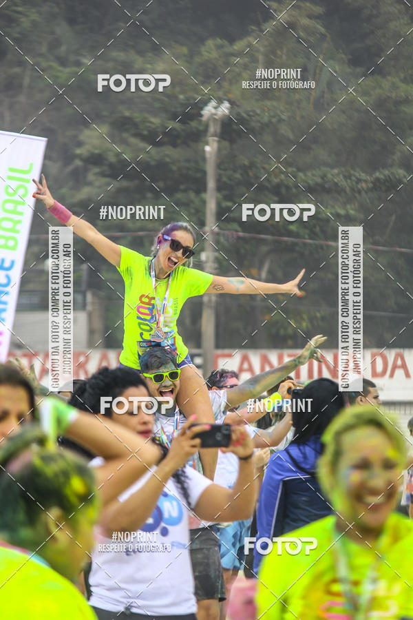 Buy your photos of the eventColor Race Brasil - Guaruj on Fotop