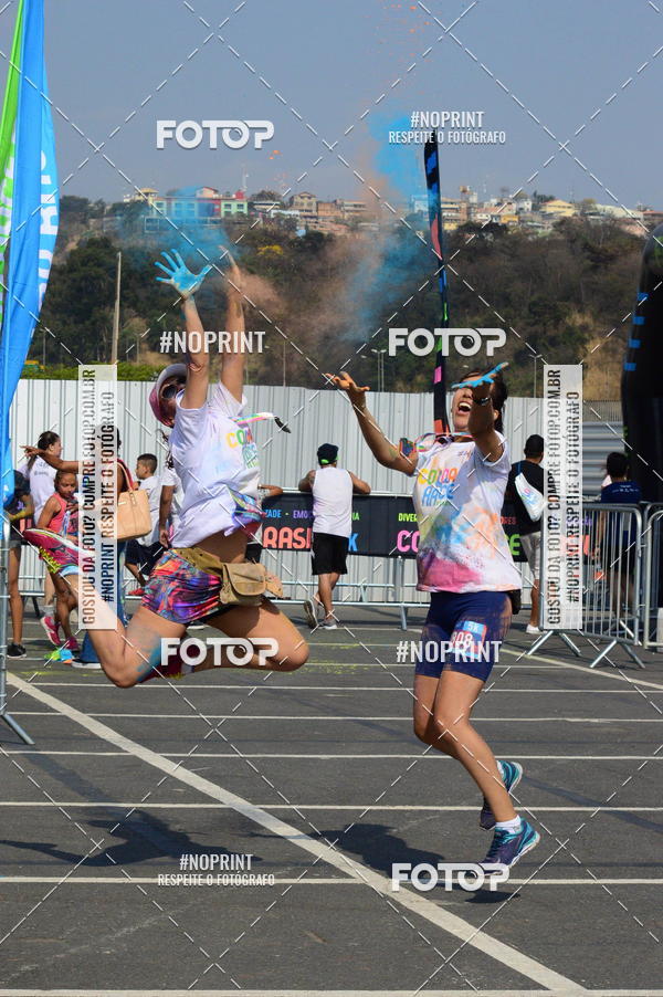 Compre suas fotos do eventoColor Race Brasil - Belo Horizonte no Fotop