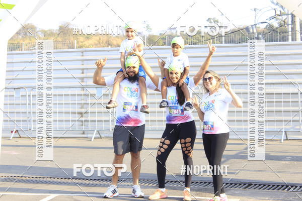 Buy your photos of the eventColor Race Brasil - Belo Horizonte on Fotop
