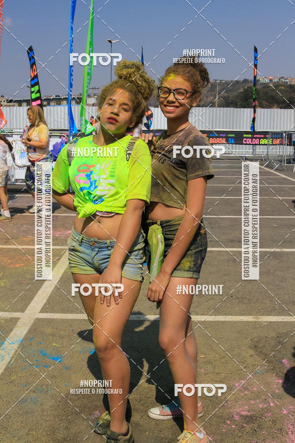 Compre suas fotos do eventoColor Race Brasil - Belo Horizonte no Fotop