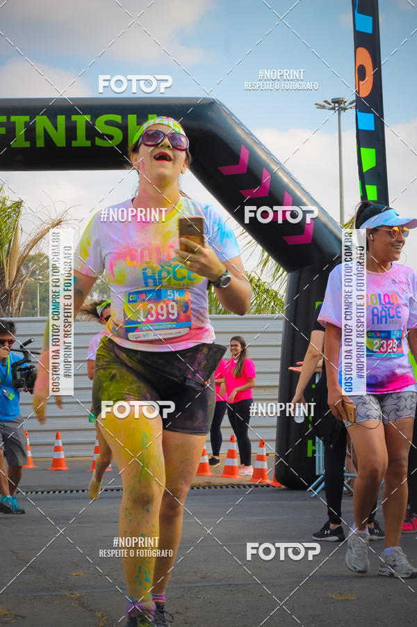 Compre suas fotos do eventoColor Race Brasil - Belo Horizonte no Fotop