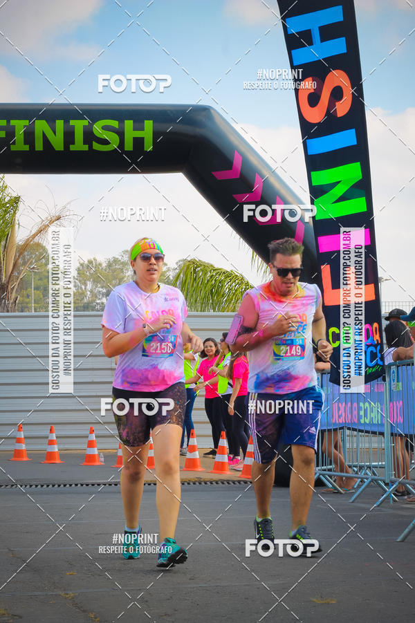 Compre suas fotos do eventoColor Race Brasil - Belo Horizonte no Fotop