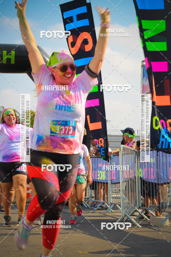 Compre suas fotos do eventoColor Race Brasil - Belo Horizonte no Fotop