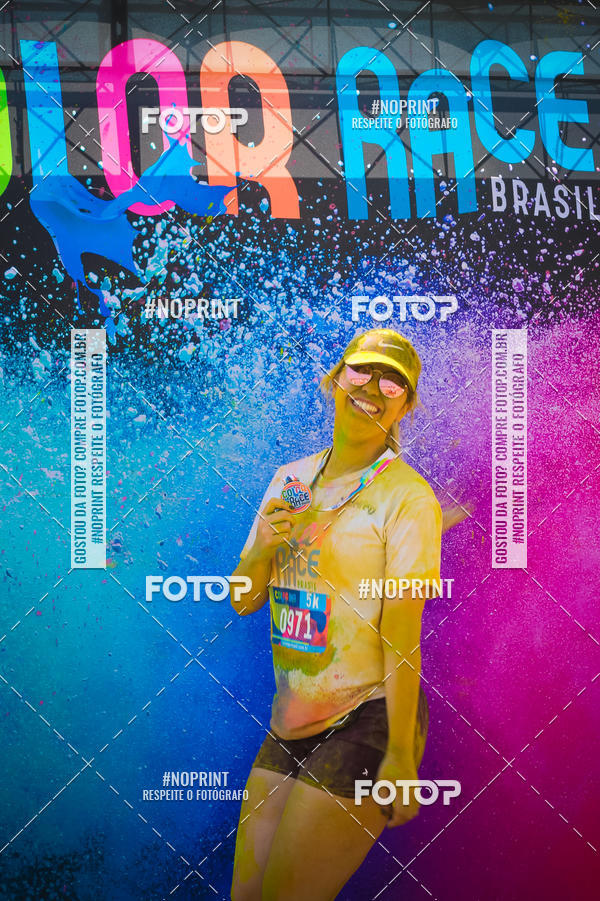 Compre suas fotos do eventoColor Race Brasil - Belo Horizonte no Fotop