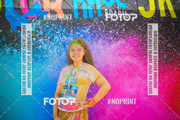 Compre suas fotos do eventoColor Race Brasil - Belo Horizonte no Fotop