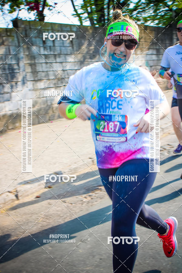 Compre suas fotos do eventoColor Race Brasil - Belo Horizonte no Fotop
