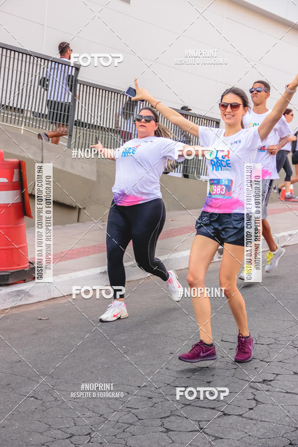 Compre suas fotos do eventoColor Race Brasil - Belo Horizonte no Fotop