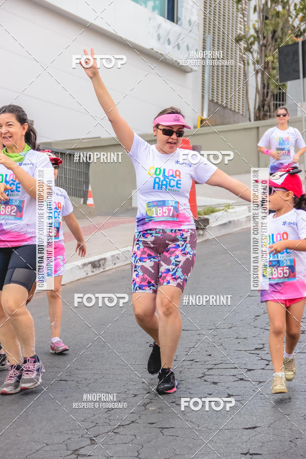 Compre as suas fotos do eventoColor Race Brasil - Belo Horizonte no Fotop