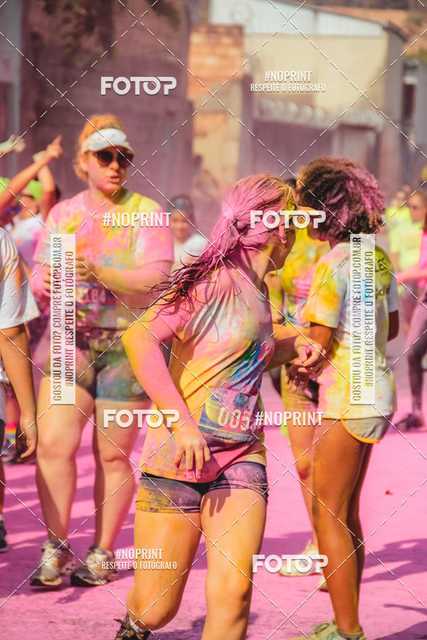 Compre suas fotos do eventoColor Race Brasil - Belo Horizonte no Fotop