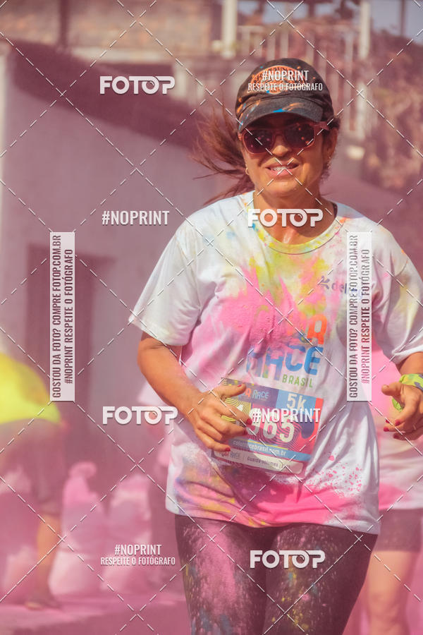 Compre suas fotos do eventoColor Race Brasil - Belo Horizonte no Fotop
