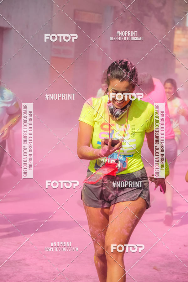 Compre suas fotos do eventoColor Race Brasil - Belo Horizonte no Fotop