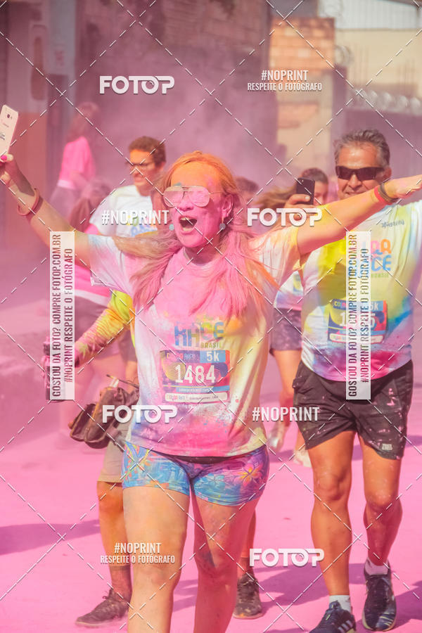 Compre suas fotos do eventoColor Race Brasil - Belo Horizonte no Fotop