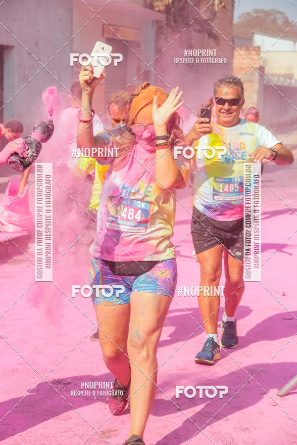Compre suas fotos do eventoColor Race Brasil - Belo Horizonte no Fotop