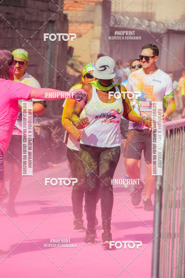 Compre suas fotos do eventoColor Race Brasil - Belo Horizonte no Fotop