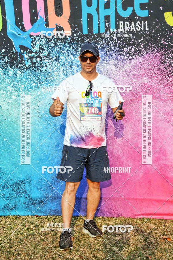 Buy your photos of the eventColor Race Brasil - S�o Carlos on Fotop