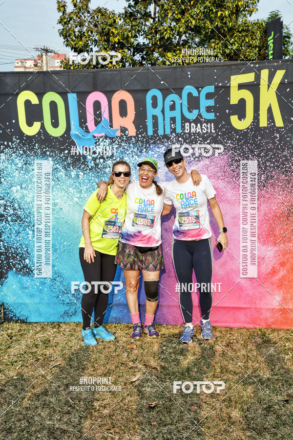 Buy your photos of the eventColor Race Brasil - S�o Carlos on Fotop