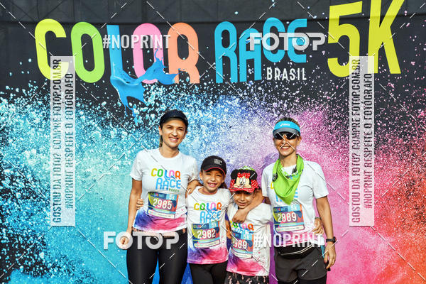 Buy your photos of the eventColor Race Brasil - S�o Carlos on Fotop