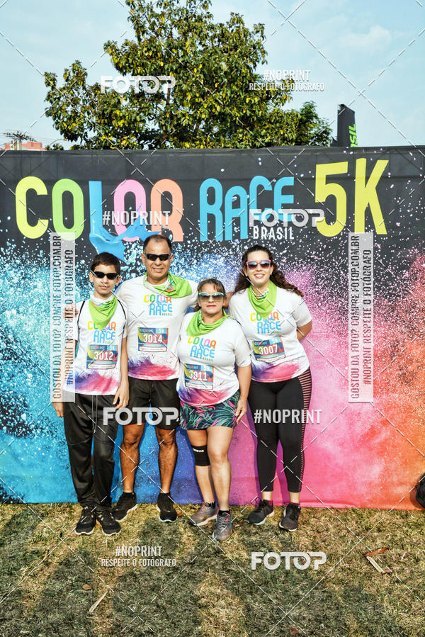 Buy your photos of the eventColor Race Brasil - S�o Carlos on Fotop