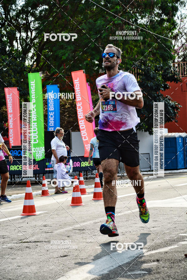 Buy your photos of the eventColor Race Brasil - S�o Carlos on Fotop