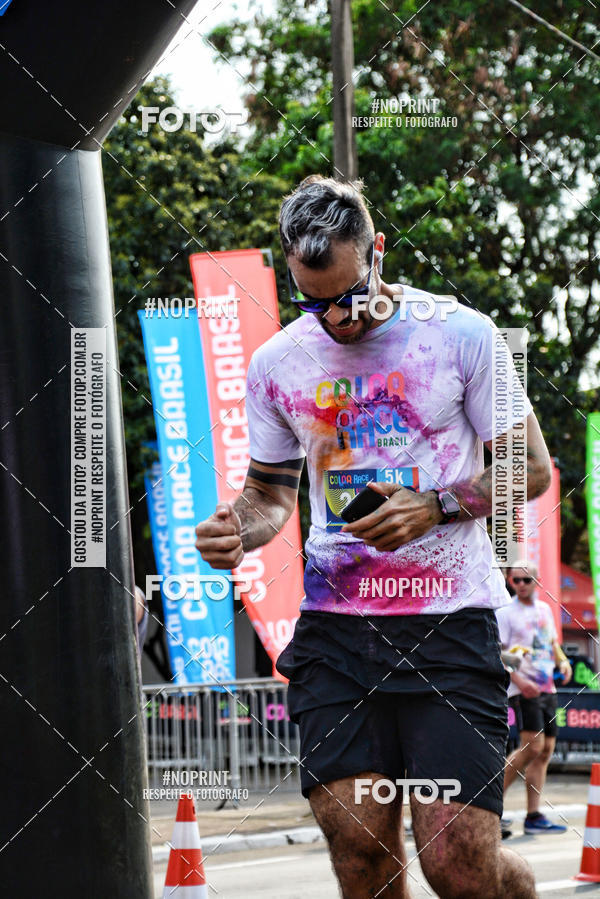 Buy your photos of the eventColor Race Brasil - S�o Carlos on Fotop