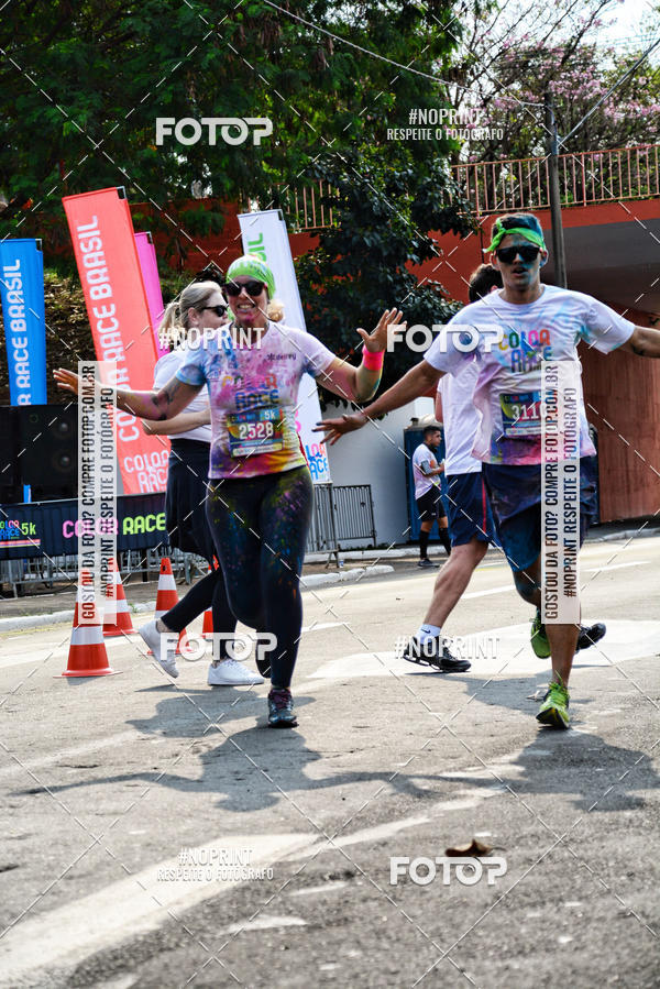 Buy your photos of the eventColor Race Brasil - S�o Carlos on Fotop