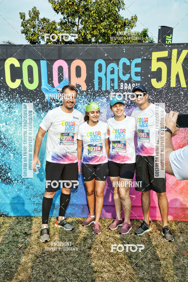 Buy your photos of the eventColor Race Brasil - S�o Carlos on Fotop